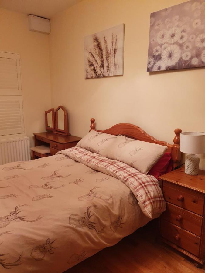 Apartamento The Aul Shop & Public House -Entire Private Annexe Kilcoo Exterior foto