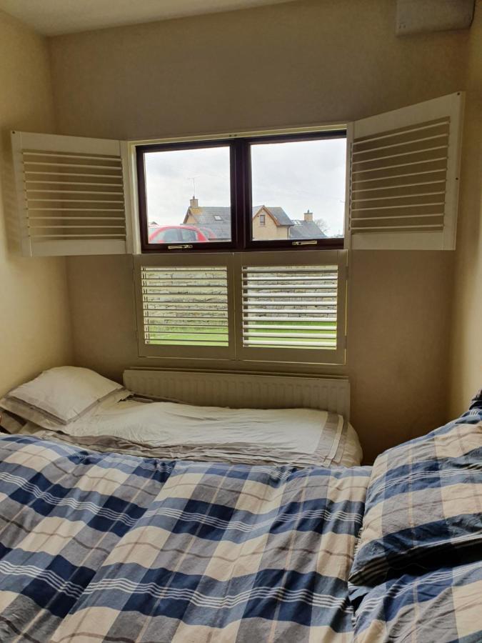 Apartamento The Aul Shop & Public House -Entire Private Annexe Kilcoo Exterior foto